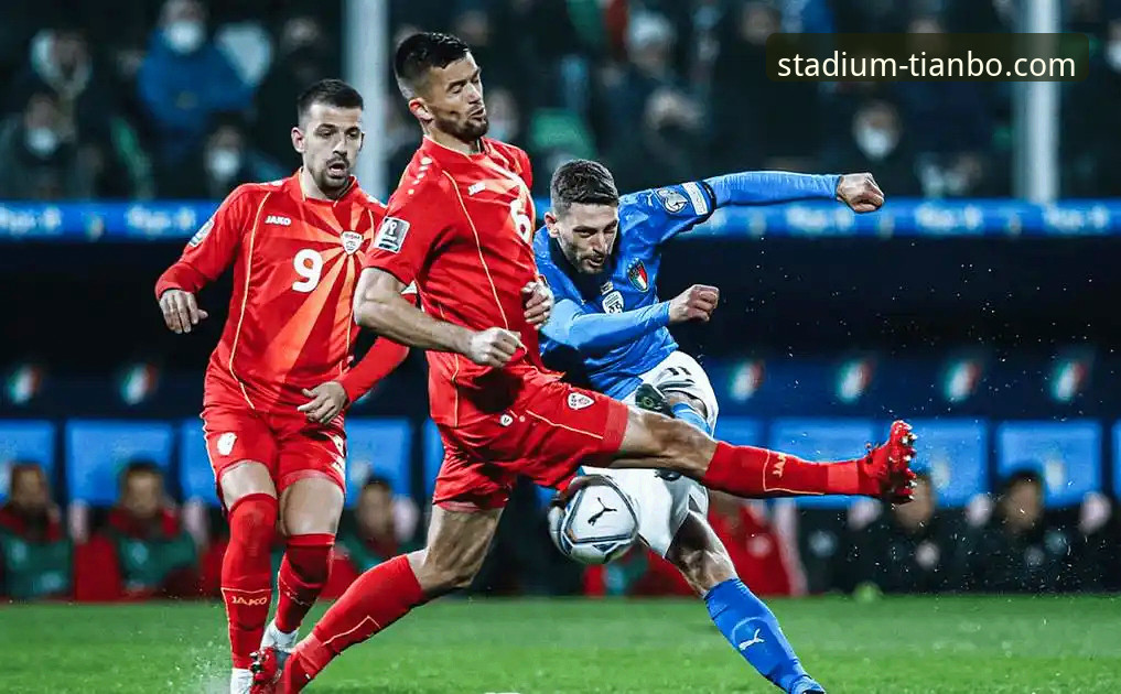 传统强队的挣扎与数字时代的观赛体验：意大利出局带来的启示